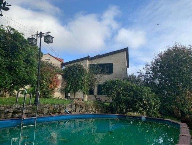 Chalet en venta en Moaña, Verdeal photo 0