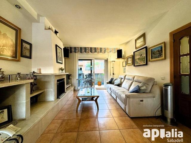 Adosada en venta en Sabadell, Concordia photo 0