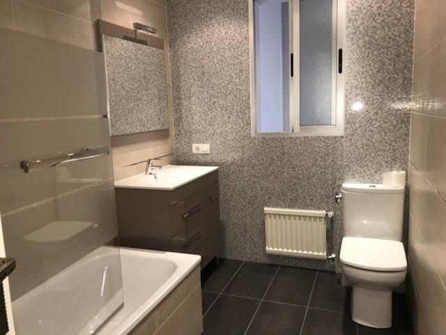 Piso en venta en Salamanca, Paseo - Estacion photo 0