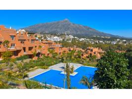 Apartamento en venta en Marbella photo 0