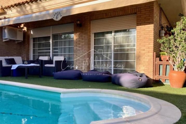 Adosada en venta en Cambrils photo 0