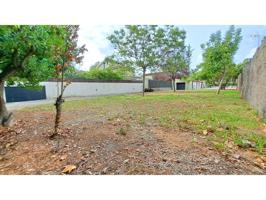 Terreno en venta en Sant Cugat del Vallès photo 0