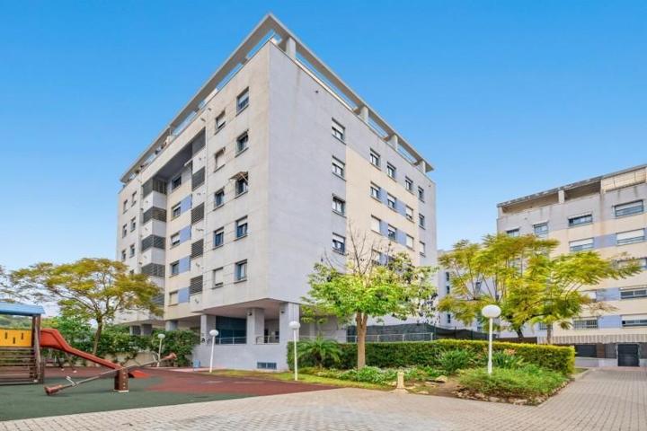 Piso en venta en Málaga, Teatinos photo 0