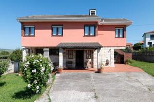 Casa en venta en Suances, Hinojedo photo 0