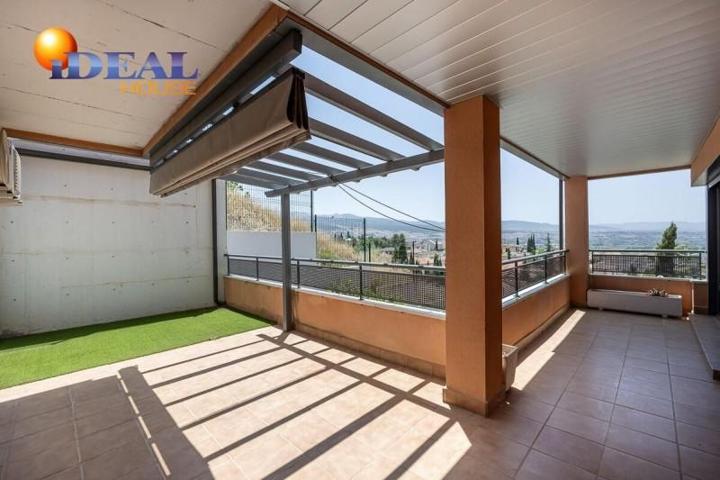 Piso en venta en Granada, El serrallo photo 0