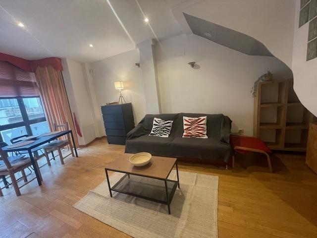 Duplex en venta en Barcelona, El Camp de l´Arpa del Clot photo 0