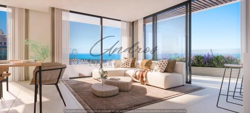 Apartamento en venta en Benalmádena, Puerto Marina photo 0