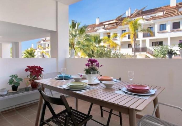 Adosada en venta en Mijas, Riviera del Sol photo 0