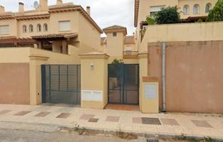 Adosada en venta en Mijas, Calahonda photo 0