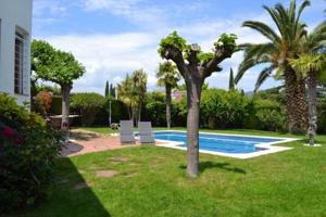 Casa en venta en Santa Eulàlia de Ronçana, Santa eulalia de ronçana photo 0