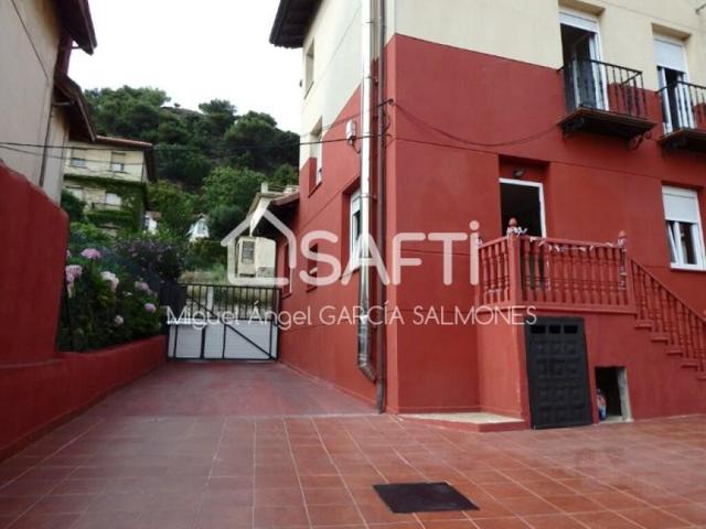 Casa en venta en Santander photo 0