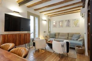 Piso en venta en Barcelona, El Gòtic photo 0