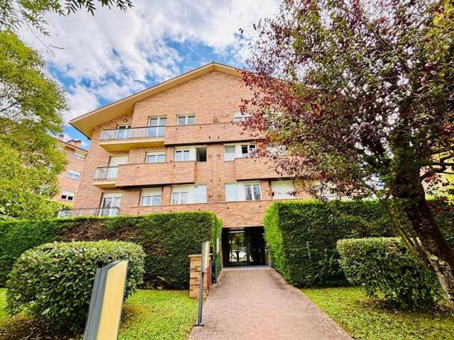 Planta baja en venta en Egüés photo 0