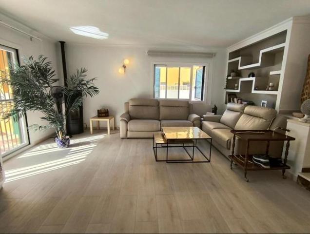 Adosada en venta en Alfaz del Pi, Albir photo 0