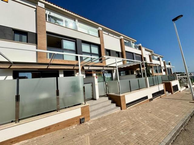 Adosada en venta en Guardamar del Segura, Los secanos photo 0