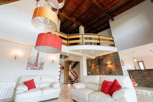 Casa en venta en Arbo, Arbo photo 0