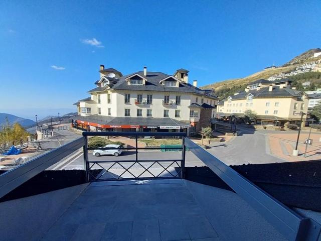 Apartamento en venta en Sierra Nevada photo 0