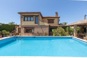 Casa en venta en Otura, Otura photo 0