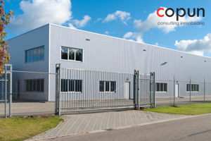 Nave industrial en venta en Gijón, Gijón photo 0