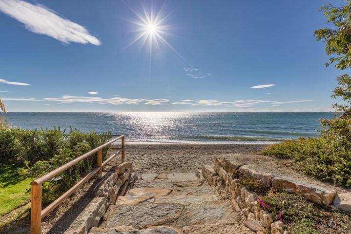 Apartamento en venta en Estepona, New Golden Mile photo 0