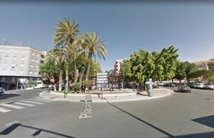 Local comercial en venta en Elche, Plaza Barcelona photo 0