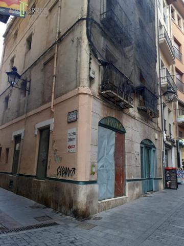 Edificio en venta en Teruel, Centro photo 0