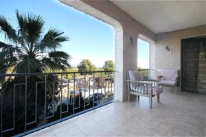 Chalet en venta en Chiva, Sierra Perenchiza photo 0