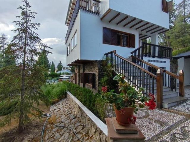 Chalet en venta en Alfacar, Fuente grande photo 0