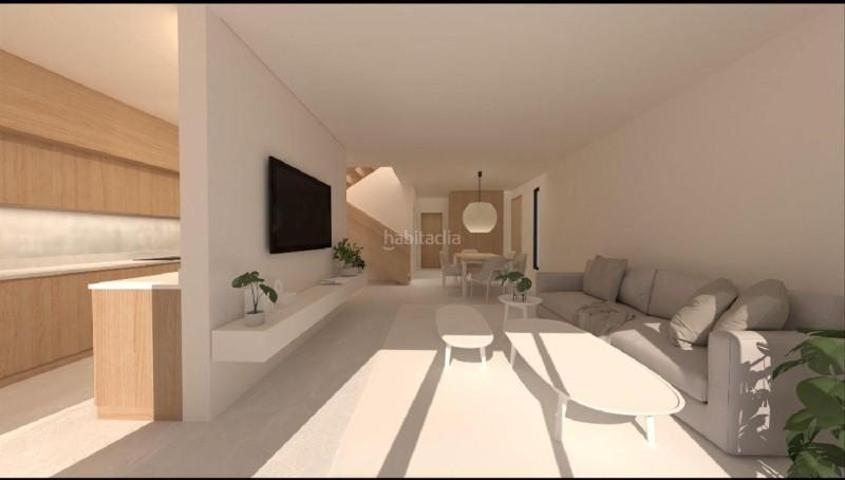 Adosada en venta en La Roca del Vallès, Sta Agnés de Malanyanes photo 0