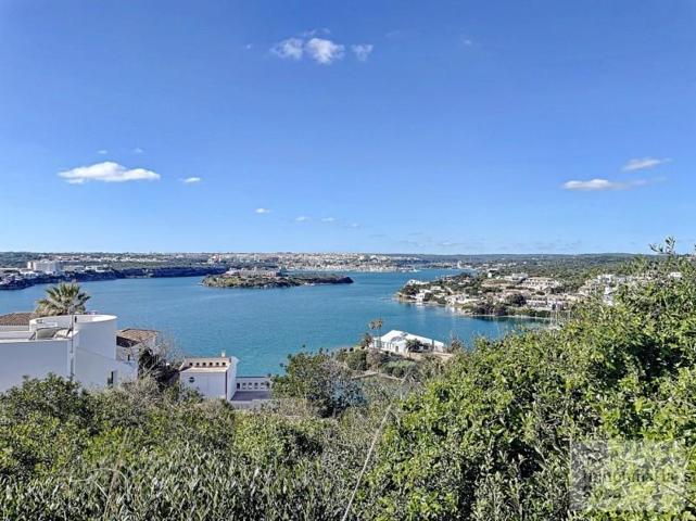 Terreno en venta en Mahón-Maó, Cala llonga photo 0