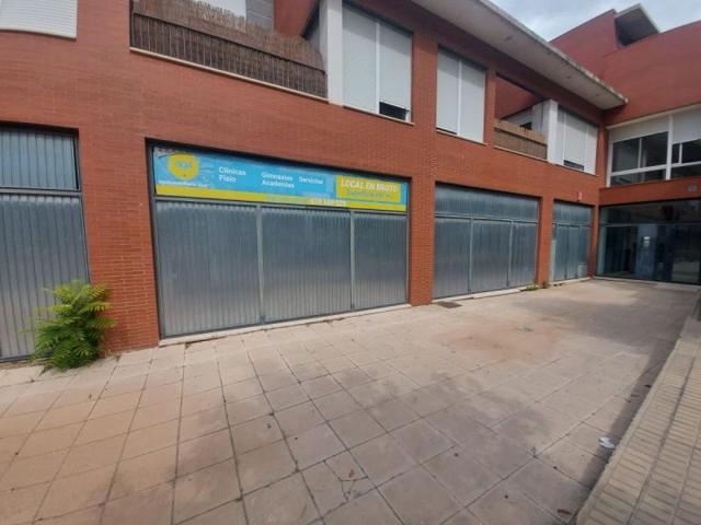 Local comercial en venta en Jaén, Urbanizacion Azahar photo 0