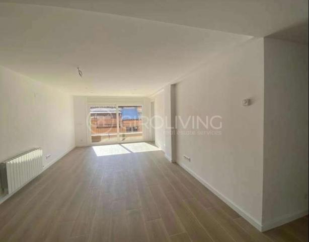 Apartamento en venta en Girona, Centre photo 0