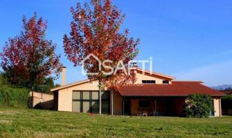 Casa en venta en Teo photo 0