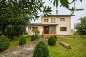 Chalet en venta en Santa Maria de Corcó, Cantonigros photo 0