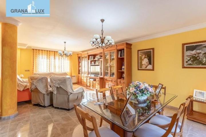 Casa en venta en Albolote, Vega de granada zona noroeste photo 0