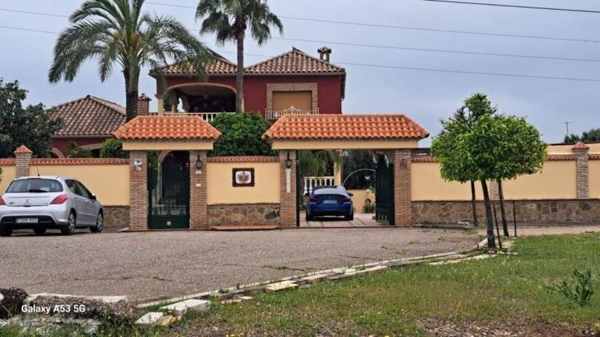 Chalet en venta en Córdoba, Paraíso Arenal - La Colina photo 0