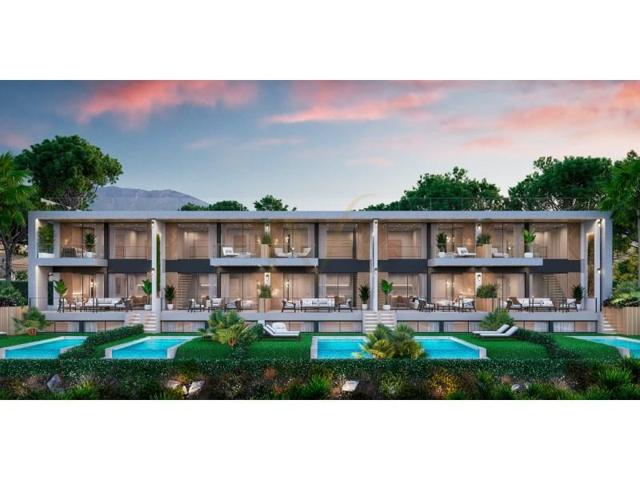 Chalet en venta en Marbella photo 0