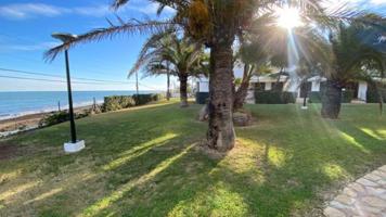 Bungalow en venta en Denia, Marinas photo 0