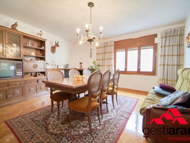 Casa en venta en Vielha e Mijaran photo 0