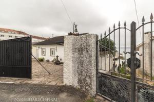 Casa en venta en Poio, Covelo photo 0