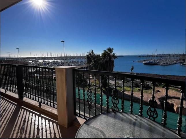 Piso en venta en Torrevieja, Centro photo 0