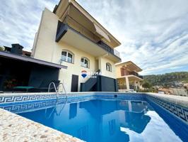 Chalet en venta en Olivella, Mas Milà photo 0