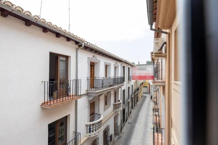 Adosada en venta en Granada, Alhamar photo 0