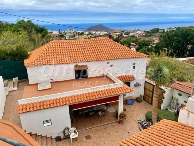 Chalet en venta en Güimar, Guimar photo 0