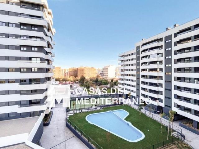 Piso en venta en Valencia, Nou Benicalap photo 0