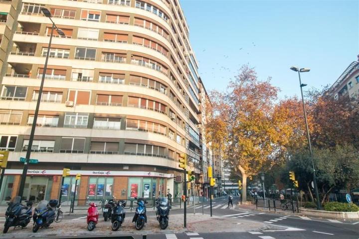 Piso en venta en Zaragoza, Paseo Sagasta photo 0