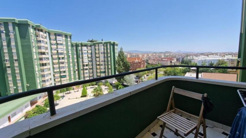 Piso en venta en Málaga, El Consul - El Romeral photo 0
