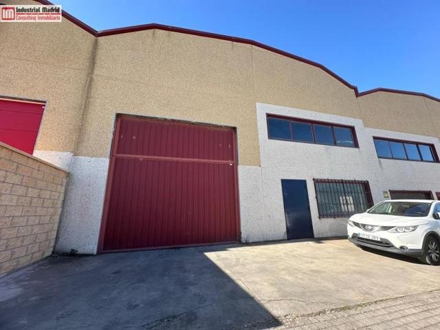 Nave industrial en venta en Loeches, Gestesa photo 0