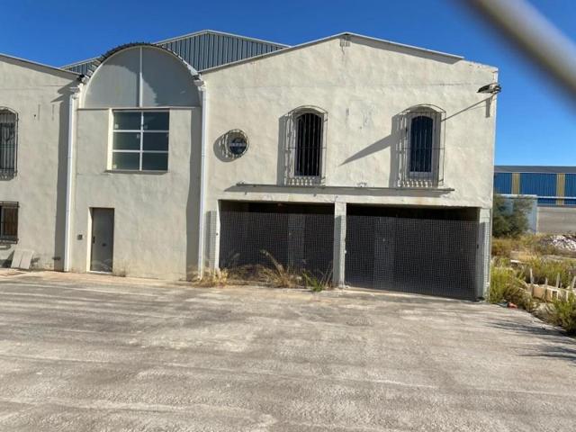 Nave industrial en venta en Fines, FINES photo 0