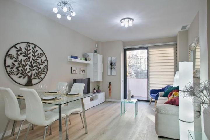 Piso en venta en Barcelona, Navas photo 0